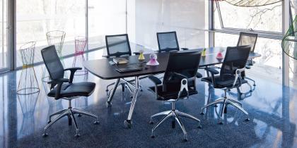 KonferenÄni stoli in fotelji OPEN UP v ambientu